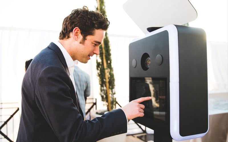 Print photos from your photo booth to Muse Mosaic.